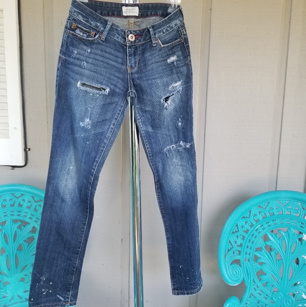 Aero Distressed Skinny